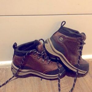 Timberland (Boys) Shoes size 7.5